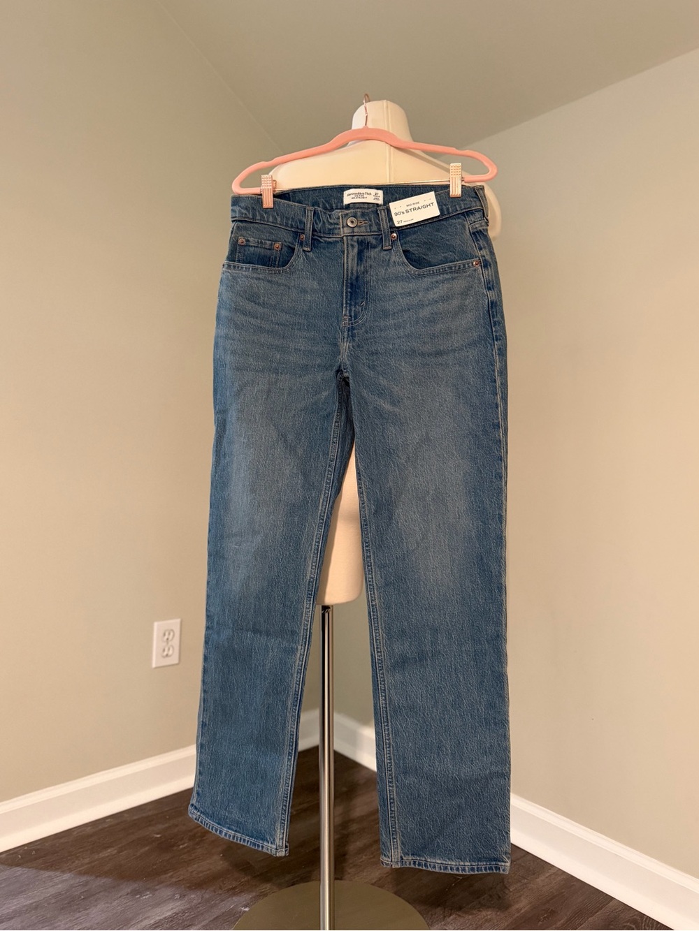 Abercrombie Straight 90s Jeans - Mid Rise, Medium Wash